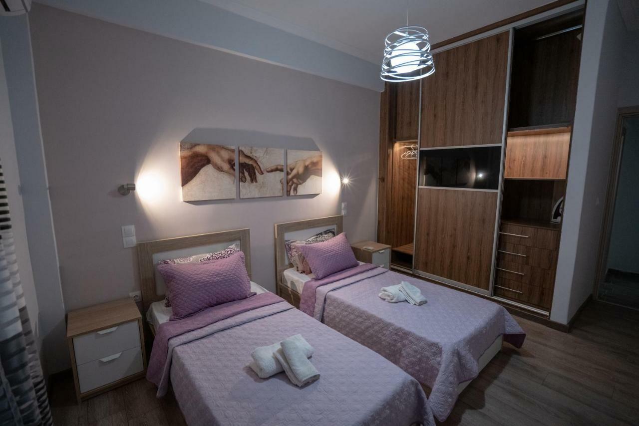אתונה Real Central New Flat - 1' To Metro - Direct Acropolis,Pireus - Best Heating And Cooling System מראה חיצוני תמונה